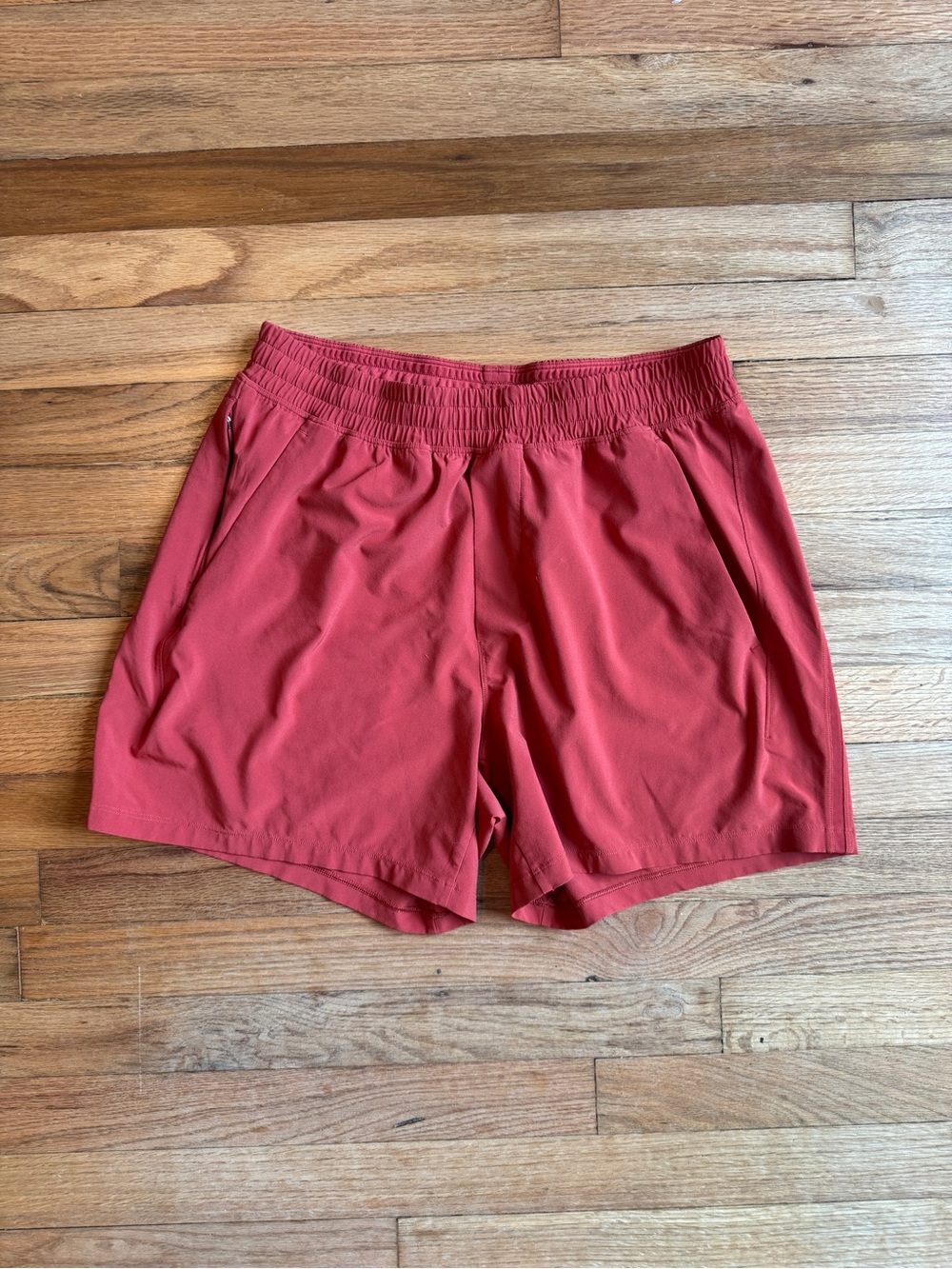 lululemon athletica Men's Athletic Shorts in Brick Red